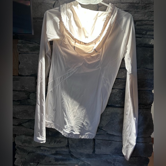 Lululemon Sweater - Picture 2 of 4